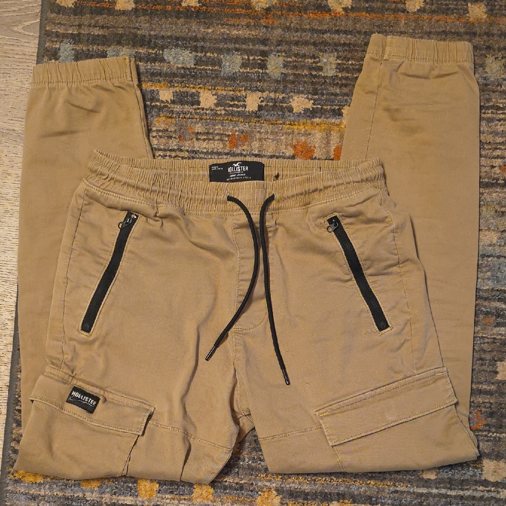 Hollister Skinny Cargo Joggers